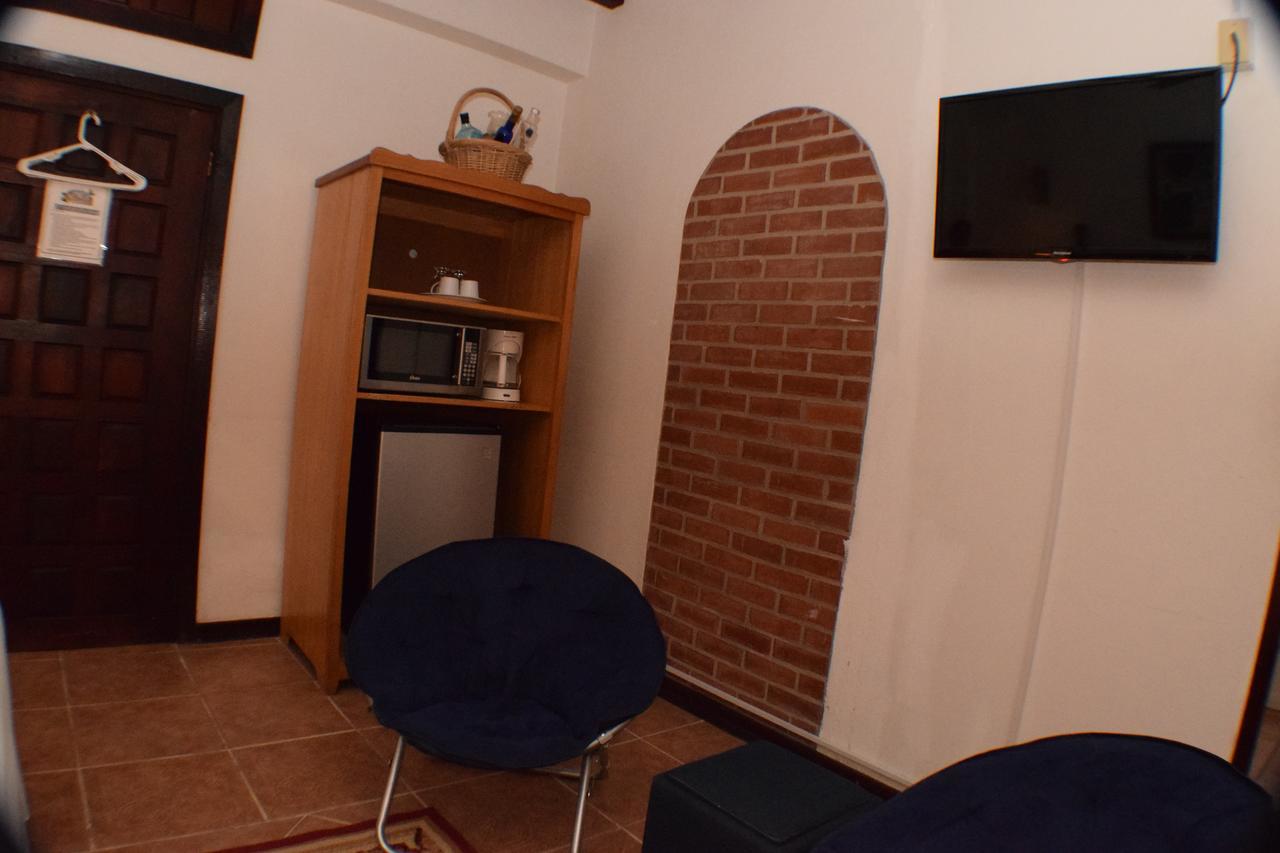 Martha'S Guesthouse San Ignacio Kamer foto