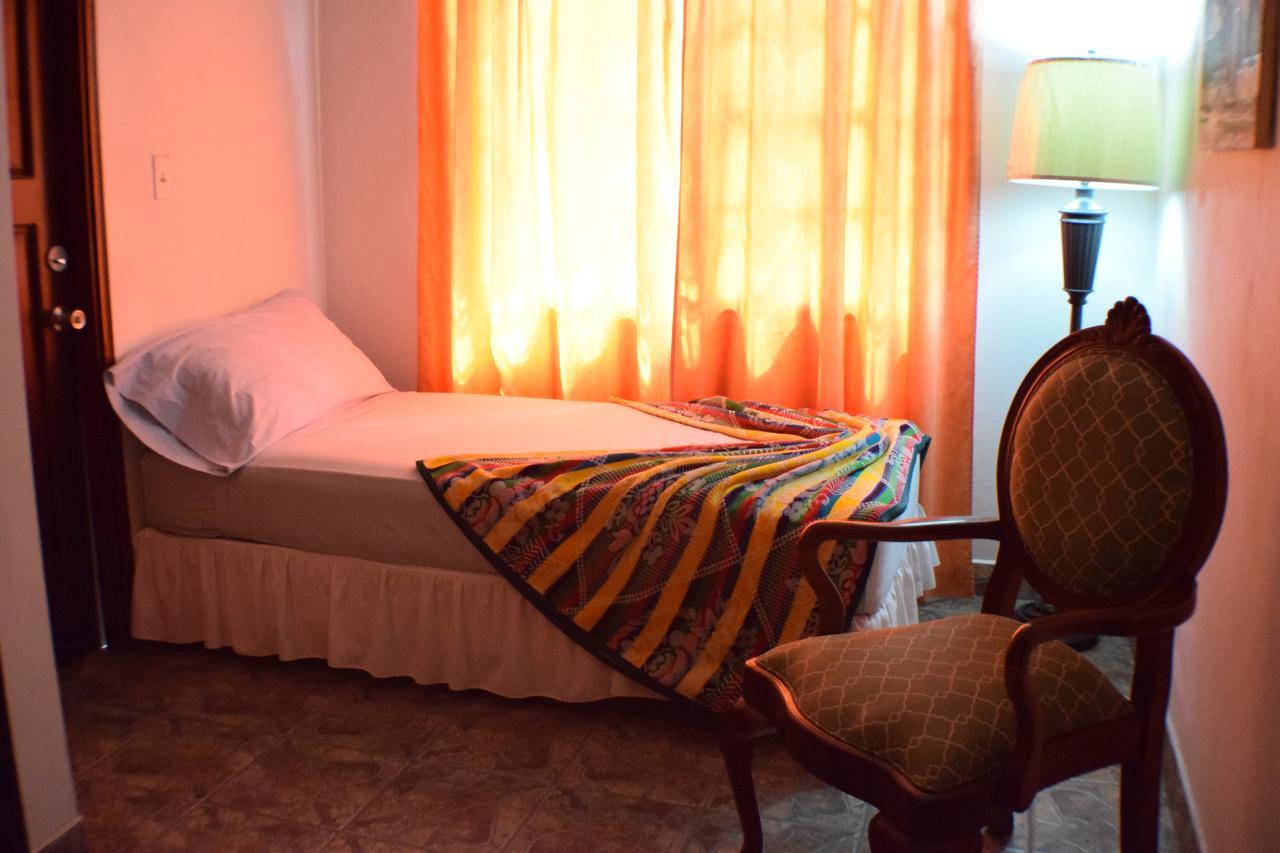 Martha'S Guesthouse San Ignacio Kamer foto